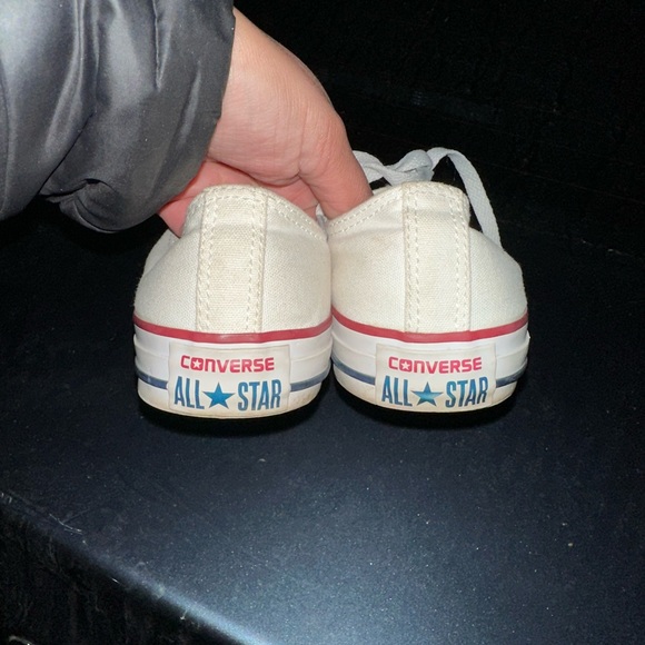 White Converse sneakers in good used condition - Picture 4 of 5